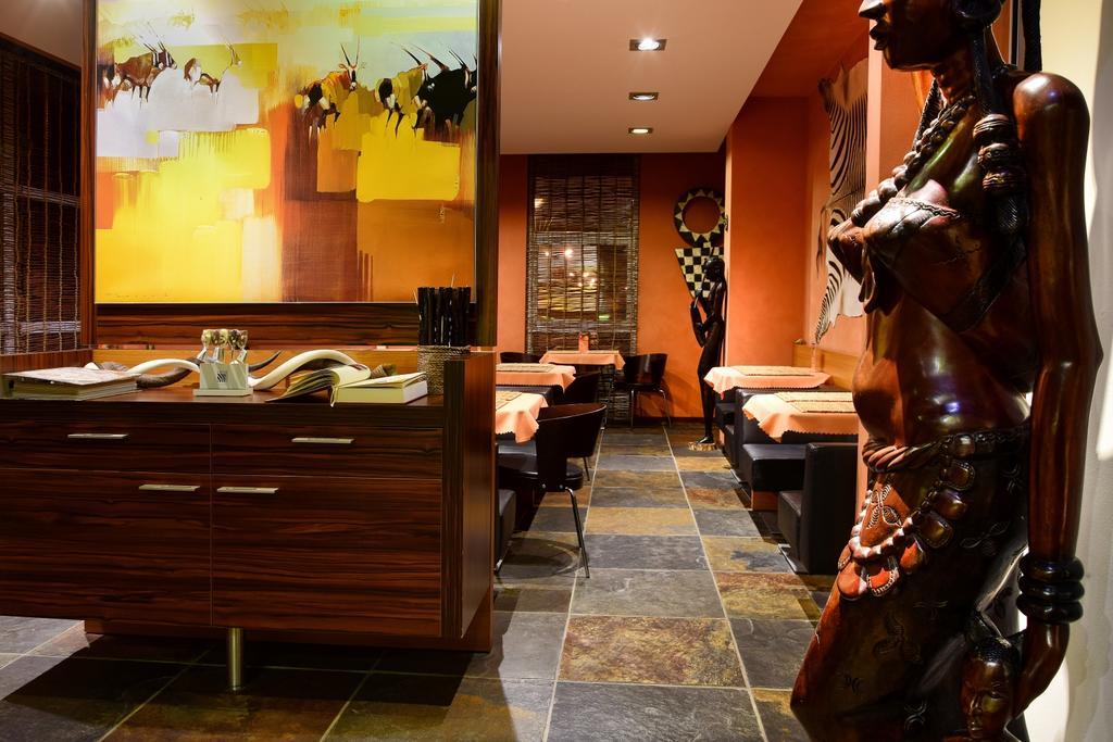 Afrika Hotel Frýdek-Místek Extérieur photo